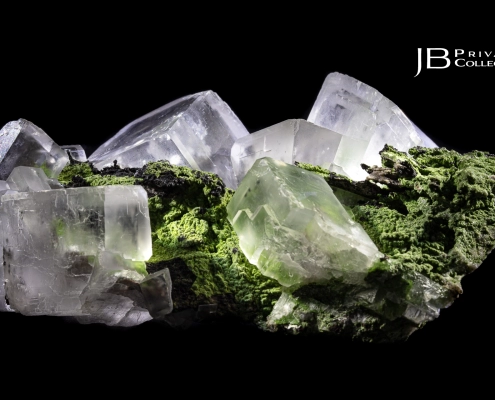 Calcite (“Phantom” Crystals) on Mottramite by Camarda Visual Studio - Minerals Photography