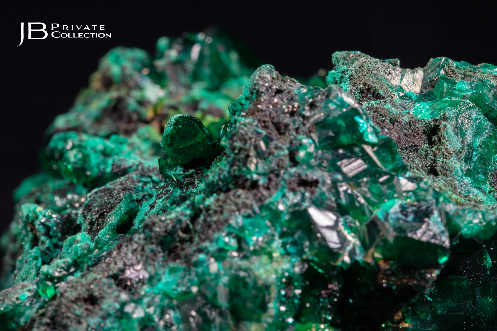 Dioptase by Camarda Visual Studio - Minerals Photography