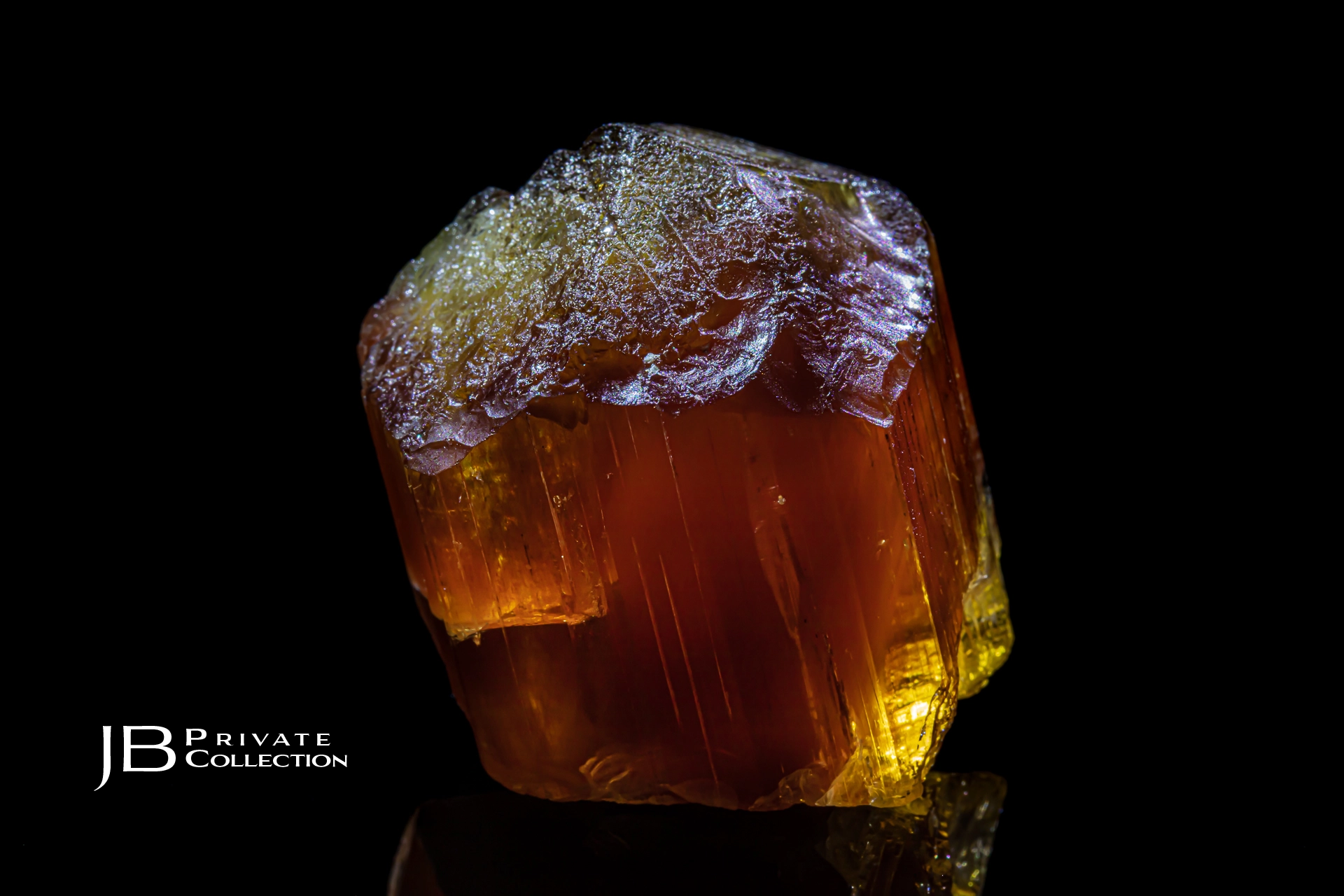 Scapolite by Camarda Visual Studio - Minerals Photography
